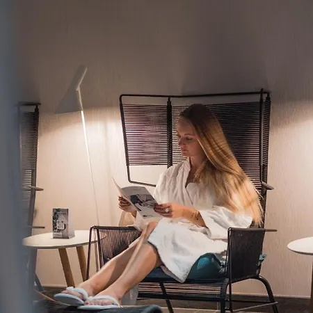 מלון Radisson Blu בורדו