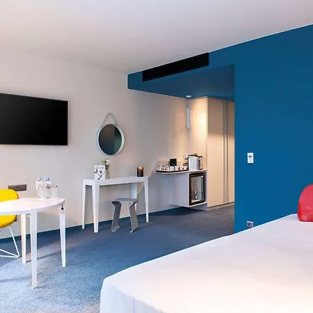 מלון Radisson Blu בורדו